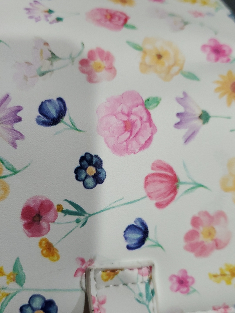 Betsey Johnson xoleah white floral bj103500 trifold wallet brand new - Picture 10 of 13